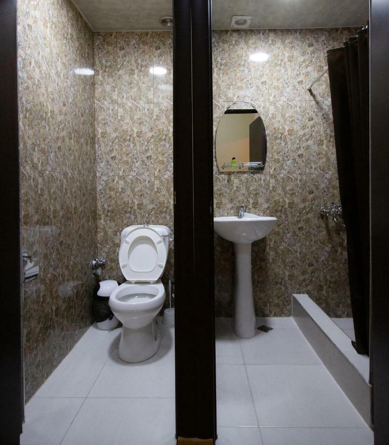 Tempus Hotel-Hostel Yerevan Exterior photo